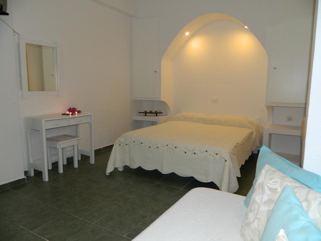 Villa Vergina Perissa  Exteriör bild